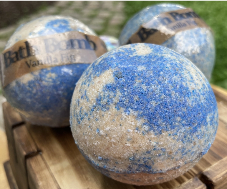 Goat Milk Bath Bomb – Vanilla Fig